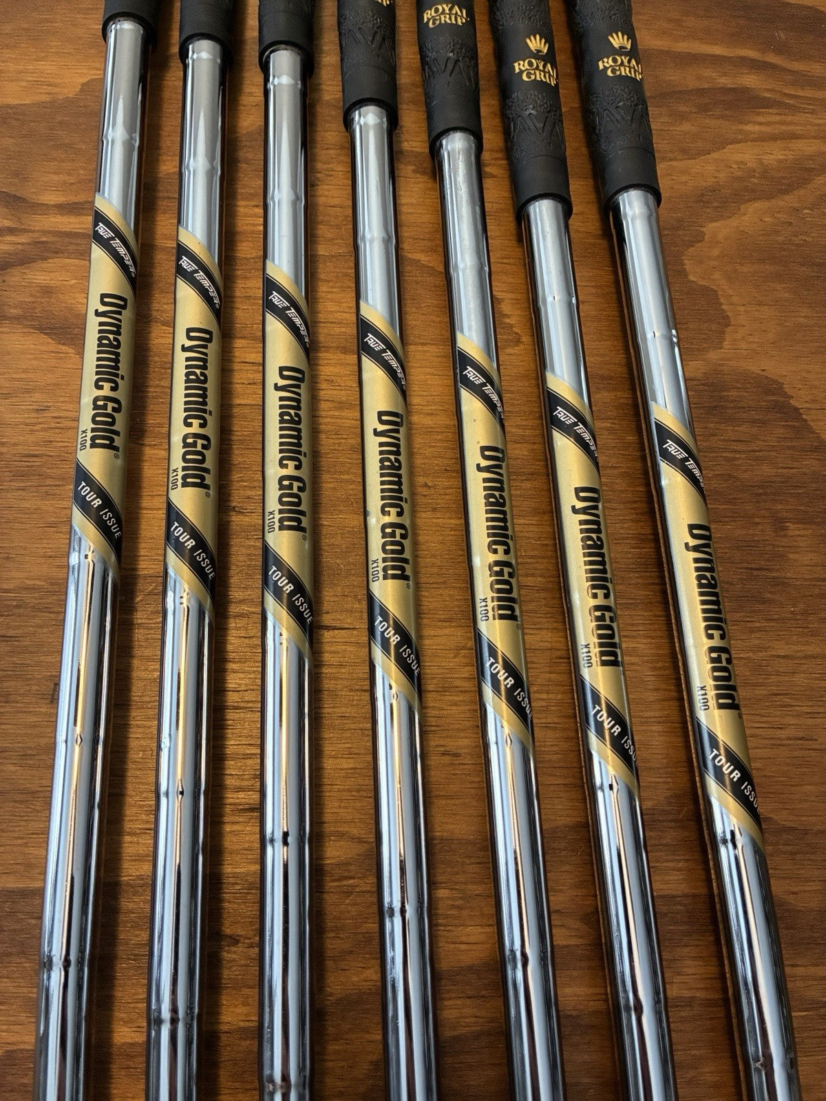 テーラーメイドP770 Dynamic Gold TOUR ISSUE 4-Pw TaylorMade P770 Aged Copper Iron Set / 4-PW X-Stiff Steel Tour