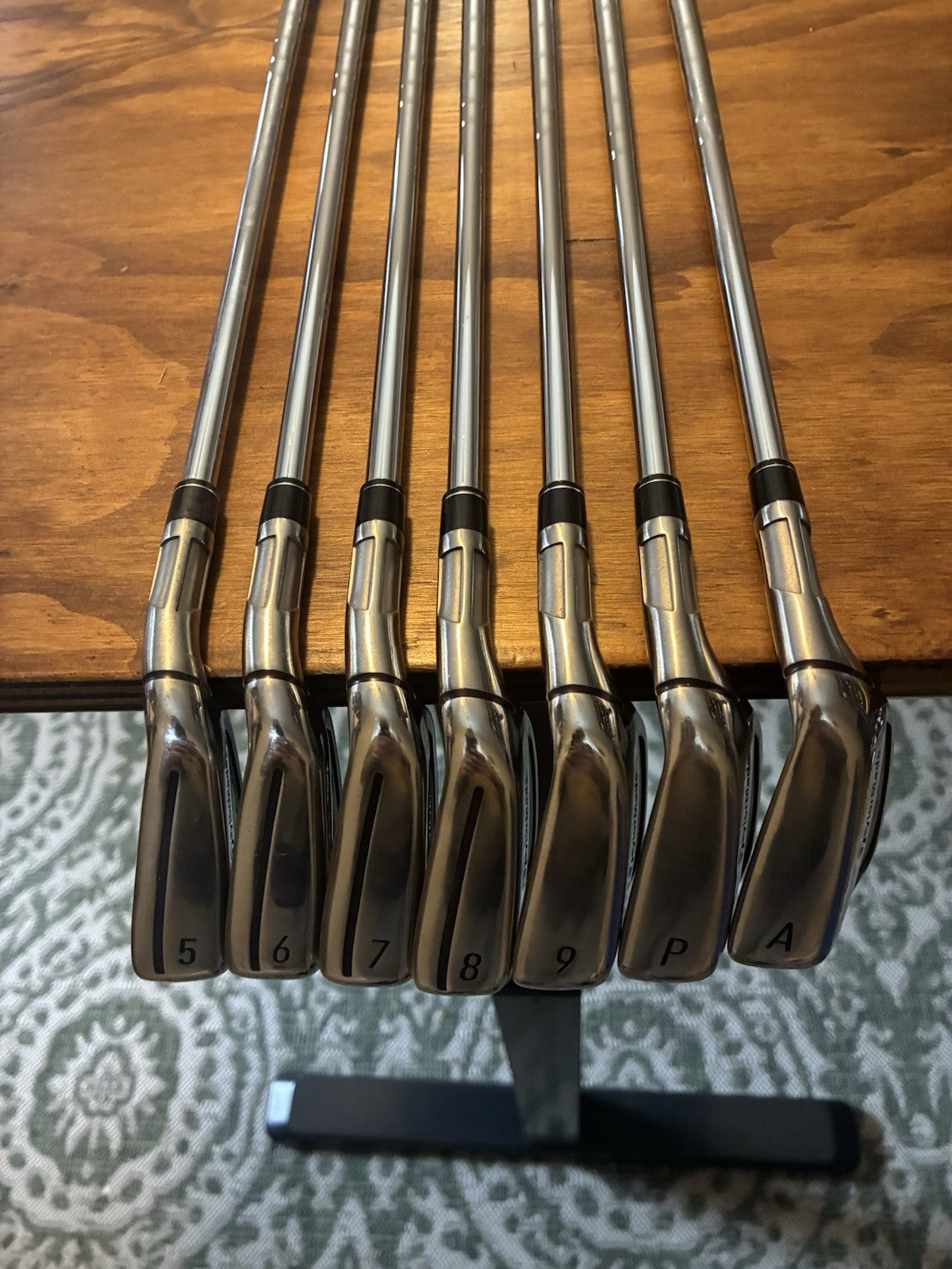 Taylormade Sim2 Max Iron Set / 5-AW Stiff Flex Steel KBS Max MT 85