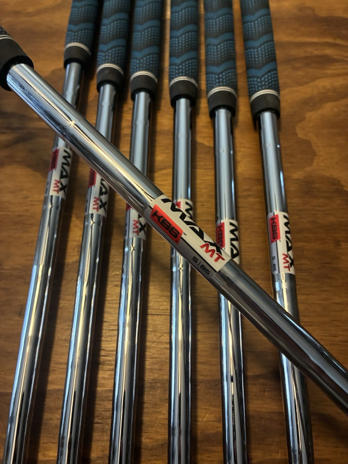 Taylormade Sim2 Max Iron Set / 5-AW Stiff Flex Steel KBS Max MT 85