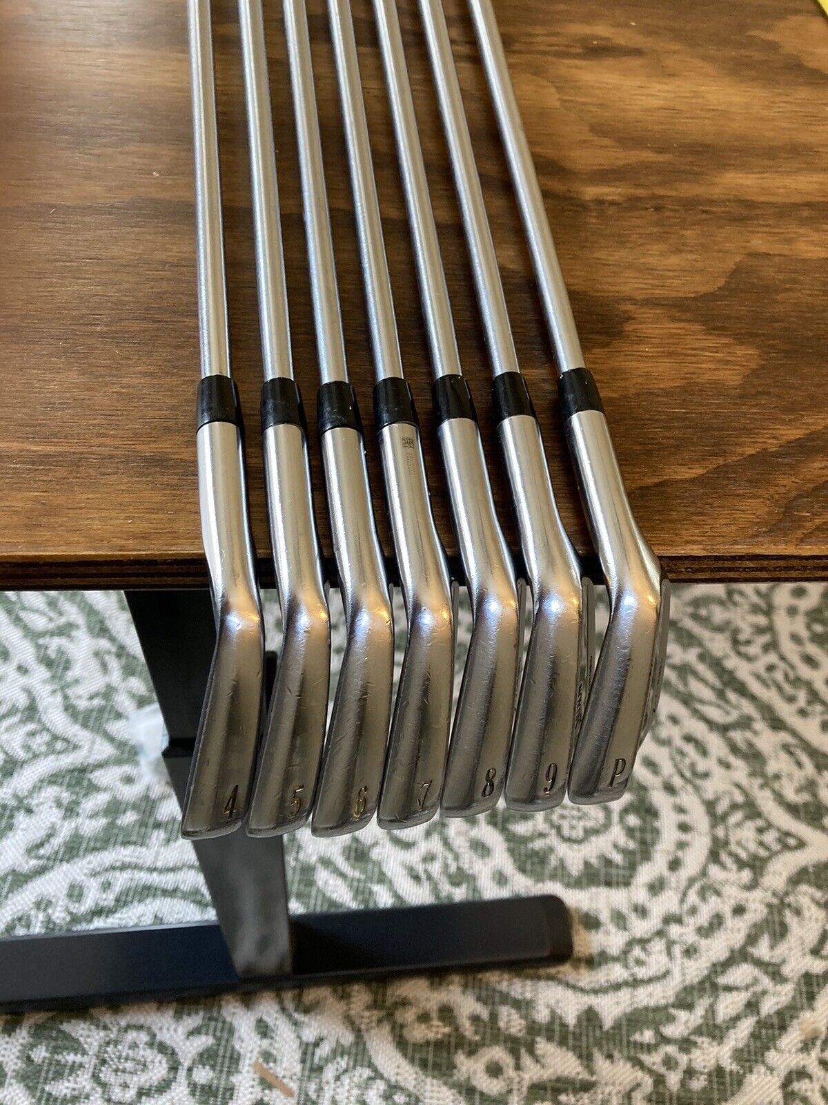 Srixon Z-Forged Iron Set / 4-PW X-Stiff Flex Steel Shafts -1/4”