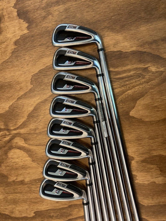 Wilson Staff Di11 Iron Set / 4-GW Regular Flex Steel Shafts