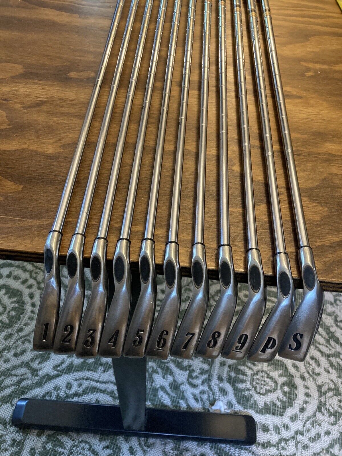 Callaway S2H2 Iron Set / 1-PW-SW Regular Flex Steel Shafts