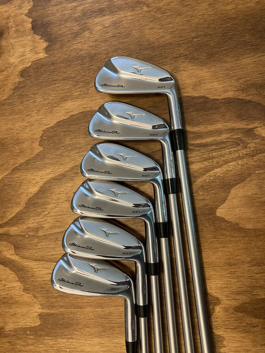 Mizuno Pro 221 Iron Set / 5-PW X-Stiff Flex Steel Shafts +1/2”