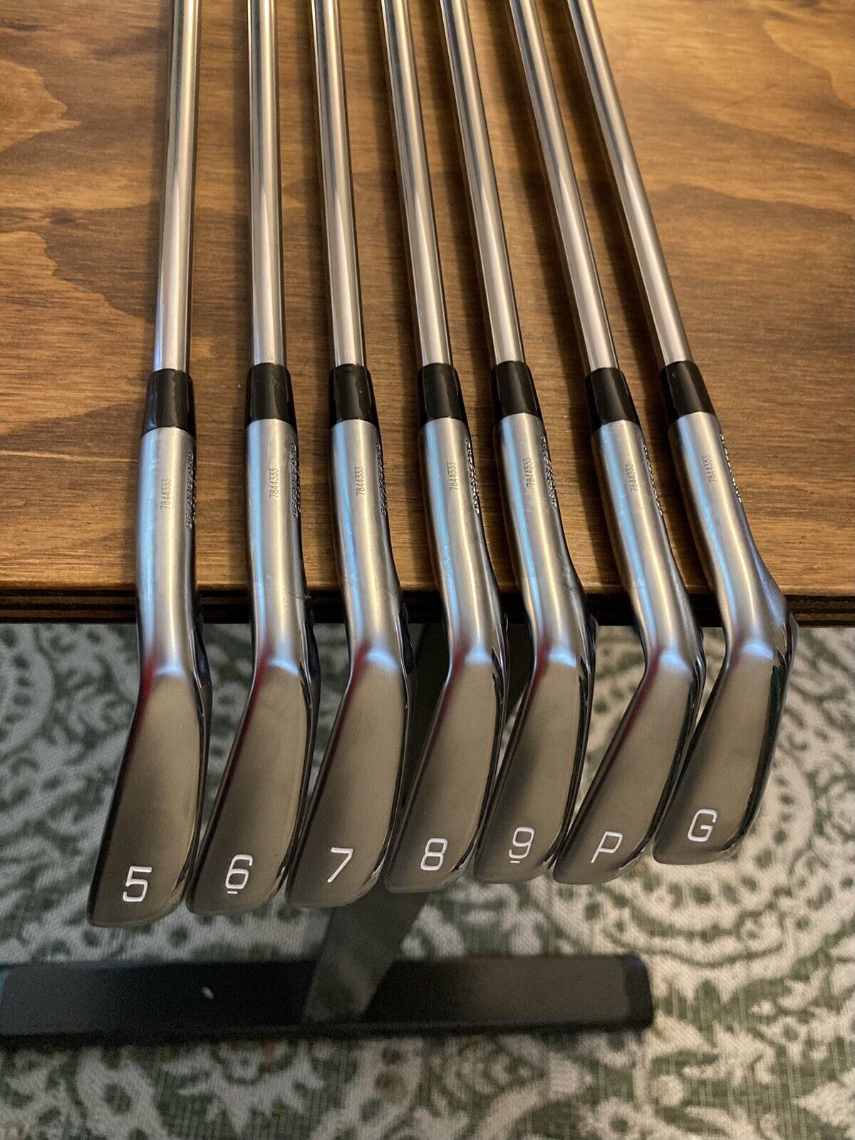 Mint Mizuno JPX 923 Forged Iron Set / 5-GW Stiff Flex Steel Shafts