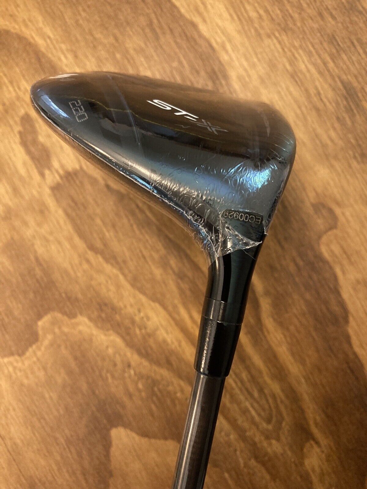 Brand New Mizuno ST-X 220 5 Wood / 18° Regular Flex 43”