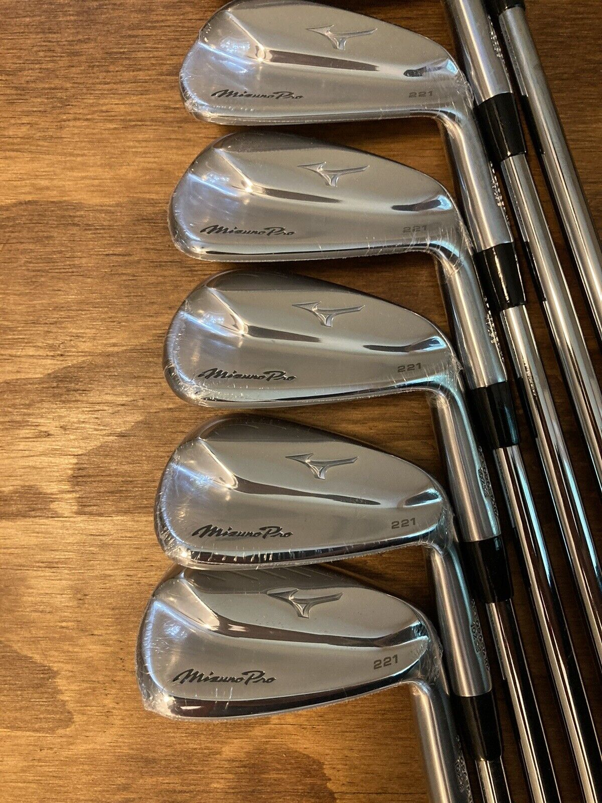 Brand New Mizuno Pro 221 Iron Set / 4-PW Stiff Flex Steel Shafts