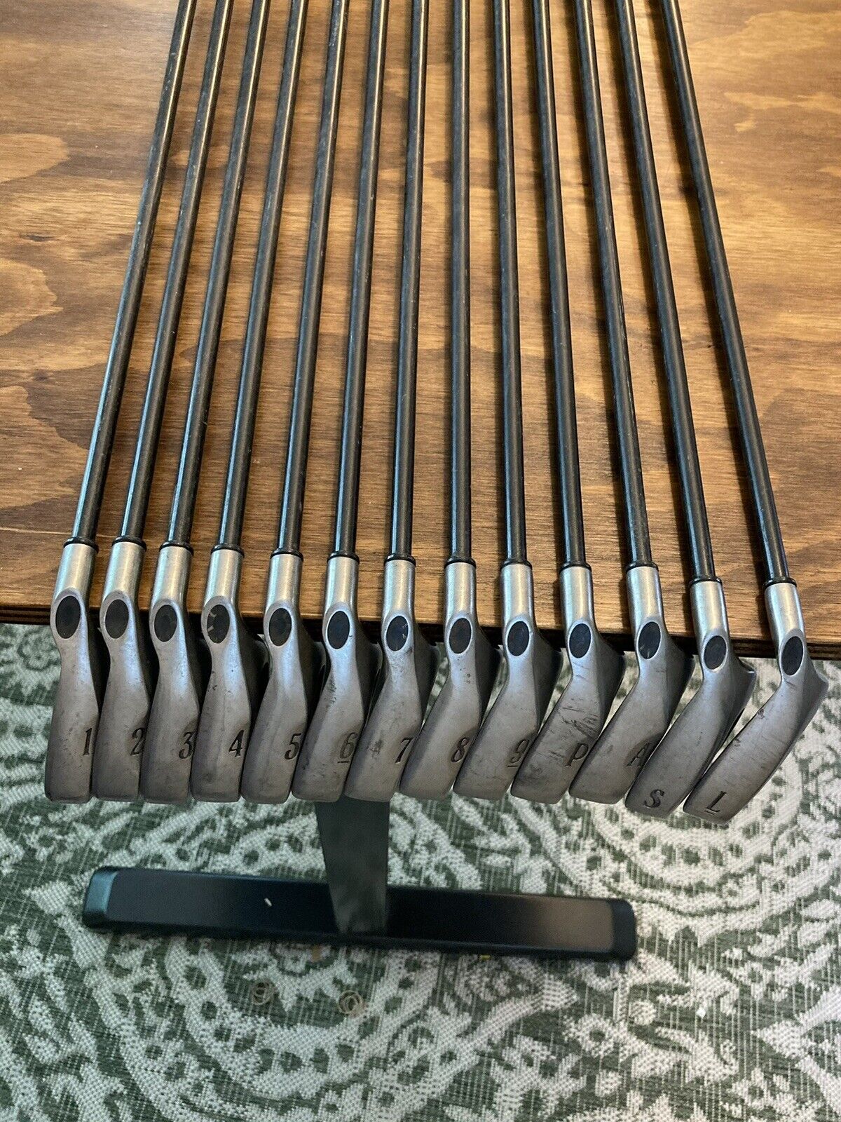 Callaway Big Bertha 1996 Iron Set / 1-LW Senior (Light) Flex Graphite Shafts